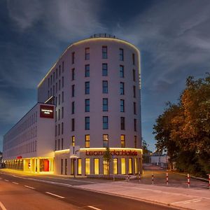 Leonardo Hotel Augsburg Exterior photo