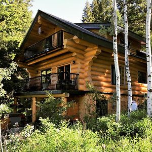 A Suite Retreat - Beyond Bed & Breakfast Sun Peaks Exterior photo