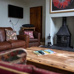 Corporate And Business Events And Away Days - Wellstone Cottages - Sleeps 24 Llanfyrnach Exterior photo
