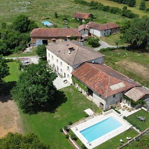 Les Picardies Bed & Breakfast Lesterps Exterior photo