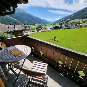 Cute Attic Apartment In The Heart Of The Mountains Munster Exterior photo