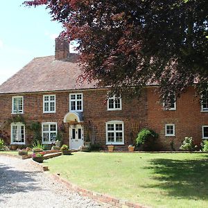 Molland Manor House Bed & Breakfast Bed & Breakfast Sandwich Exterior photo