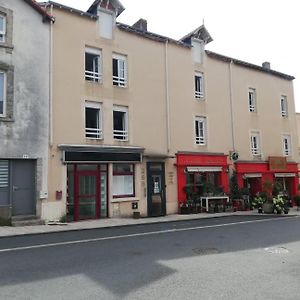 Appart-Alma Aparthotel Saint-Laurent-sur-Sevre Exterior photo