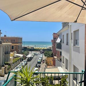 Ostia Bed And Beach Apartment Exterior photo