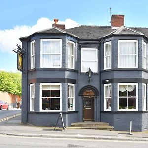 The Victoria Hotel Newcastle-under-Lyme Exterior photo