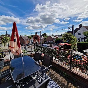 The Foresters Arms Bed & Breakfast Tarporley Exterior photo