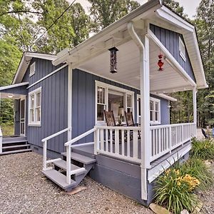 Enchanting Bryson City Cottage With Mtn Views! Exterior photo