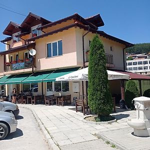 Kesta Za Gosti - Ganevi Apartment Zmeitsa Exterior photo