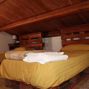 Ospitalita Diffusa Jungi Mundu Bed & Breakfast Camini Exterior photo