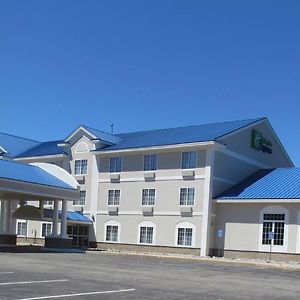 Holiday Inn Express Hotel & Suites Cadillac, An Ihg Hotel Exterior photo