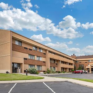 Comfort Inn Lansing Exterior photo