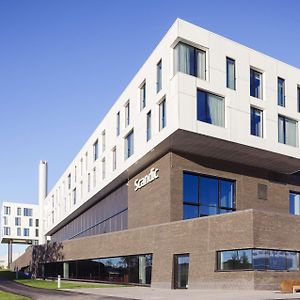 Scandic Fornebu Hotel Exterior photo