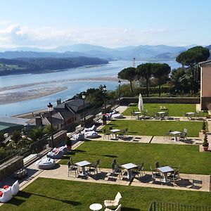 Parador De Ribadeo Hotel Exterior photo