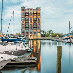 Shoreline Inn & Conference Center, Ascend Hotel Collection Muskegon Exterior photo