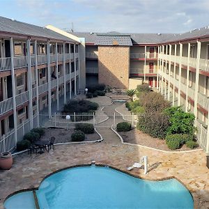 Red Roof Inn Kenner - New Orleans Airport Ne Exterior photo