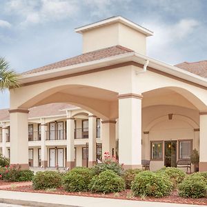 Howard Johnson By Wyndham Lafayette Motel Exterior photo