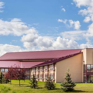 Super 8 By Wyndham Sherwood Park/Edmonton Area Hotel Exterior photo