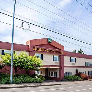 Quality Inn & Suites Bremerton Near Naval Shipyard Exterior photo