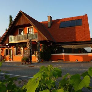 Wohlmuth-Lueckl Hotel Kitzeck im Sausal Exterior photo