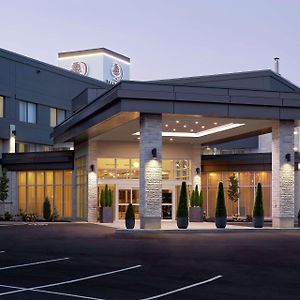 Doubletree By Hilton Montreal Airport Hotel Dorval Exterior photo