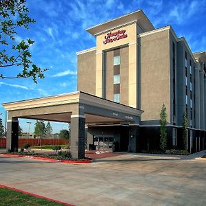 Hampton Inn & Suites-Moore Exterior photo