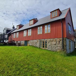 Downtown - Jorgen Frantz - Marina Villa Torshavn Exterior photo