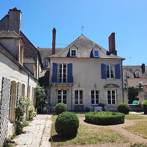 Maison Zola Bed & Breakfast Saint-Amand-Montrond Exterior photo