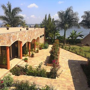 Oslo Gardens Bed & Breakfast Bed & Breakfast Entebbe Exterior photo