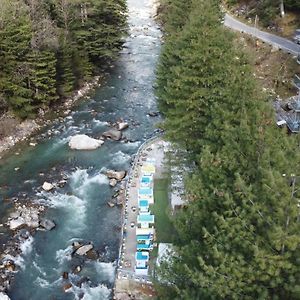 Moksha Riverside Resort Kasol Exterior photo