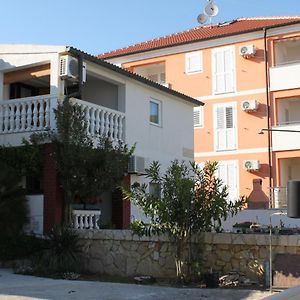 Apartments With A Parking Space Povljana, Pag - 6315 Exterior photo