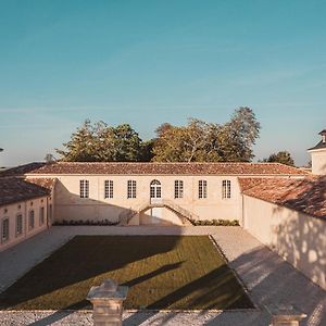 Chateau Laffitte Carcasset Bed & Breakfast Saint-Estephe  Exterior photo