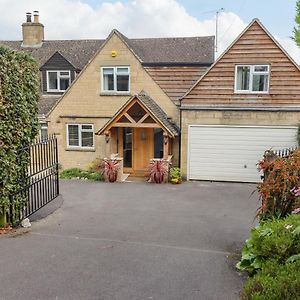 The Gables Villa Stroud  Exterior photo