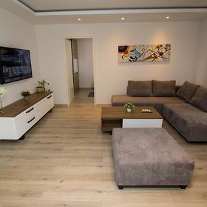 Apartment Ig4U, City Center Bjelovar Exterior photo