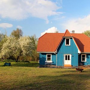 Onkel-Blau-Ferien-In-Troja Villa Larz Exterior photo