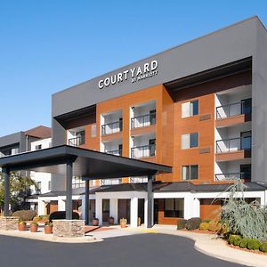 Courtyard By Marriott Burlington Hotel Exterior photo