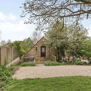 Rainbow Barns Villa Bourton-on-the-Water Exterior photo