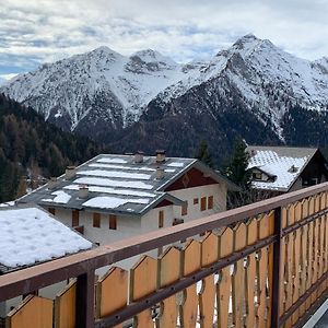 Piccolo Rifugio Di Foppolo Apartment Exterior photo