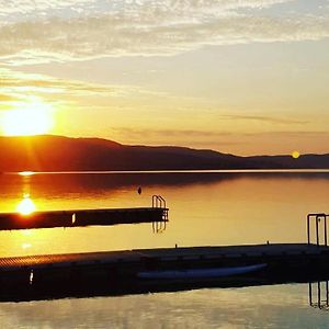 Beautiful Stacaravan In Tuoro Sul Trasimeno Villa Exterior photo