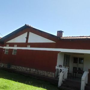 Knowledge For Change House Hotel Fort Portal Exterior photo