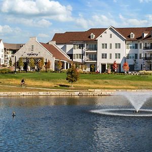 The Inn At Meadowbrook Overland Park Exterior photo