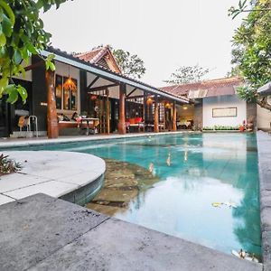 Villa Dende Lombok Tanjungkarang Exterior photo