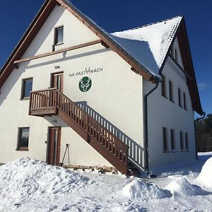 Horske Apartmany Na Pastvinach Vaclavov u Bruntalu Exterior photo