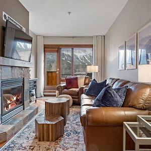 Ridgeview Loft - Top Floor 2 Bed 2 Bath, Amazing Views Villa Canmore Exterior photo