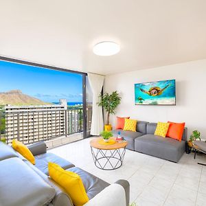 Chic Condo Near Waikiki Beach - Free Parking! Honolulu Exterior photo