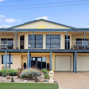 Beachside Escape On The Esplanade Apartment Christies Beach Exterior photo