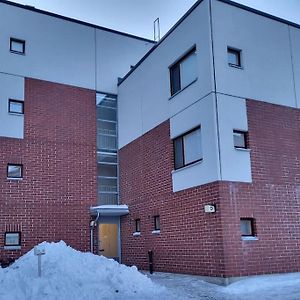 Cosy Two Rooms Apartment In Helsinki Exterior photo