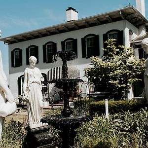 Maxwell Mansion Hotel Lake Geneva Exterior photo