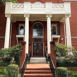 The James Madison Inn Exterior photo