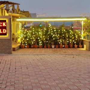 Brick Field Hotel Varanasi Exterior photo