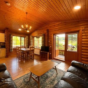 Countryside 3 Bedroom Log Cabin With Private Hot Tub - Ash Leominster Exterior photo
